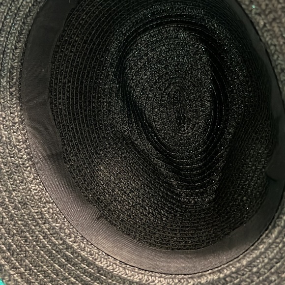 Ladies Hat - Picture 8 of 9